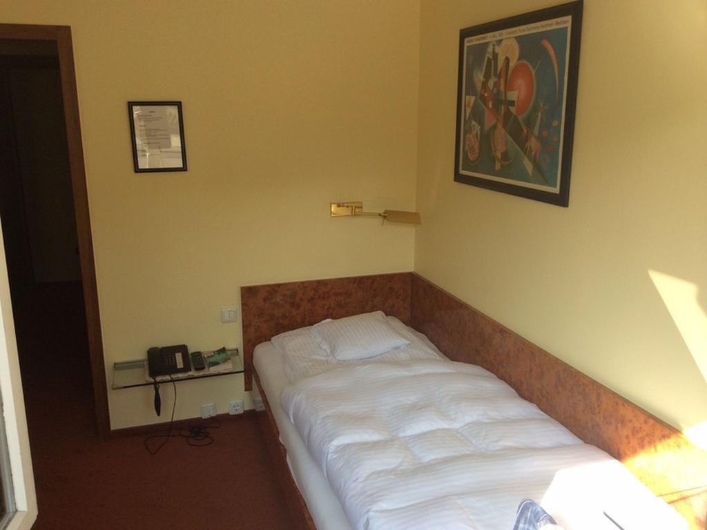 Hotel Die Post Offenbach am Main Cameră foto