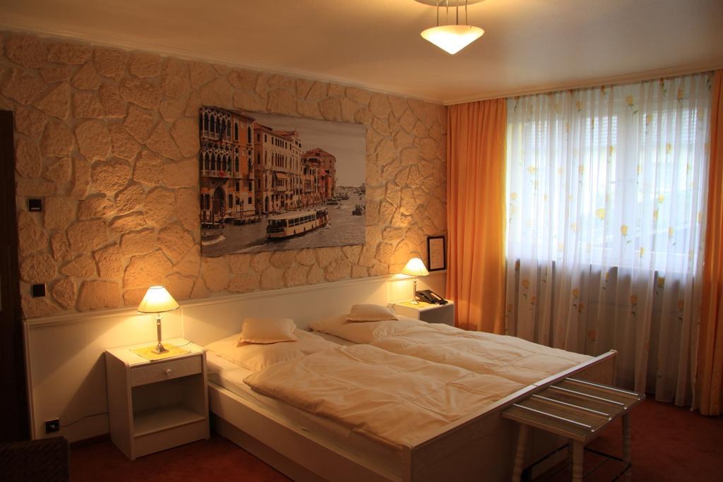 Hotel Die Post Offenbach am Main Cameră foto